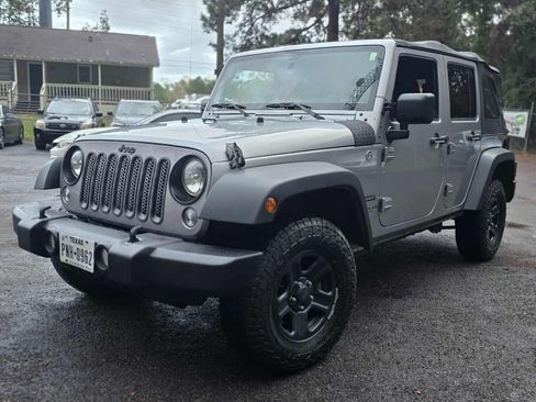 Used 2015 Jeep Wrangler Unlimited Sport w/ Connectivity Group image 8