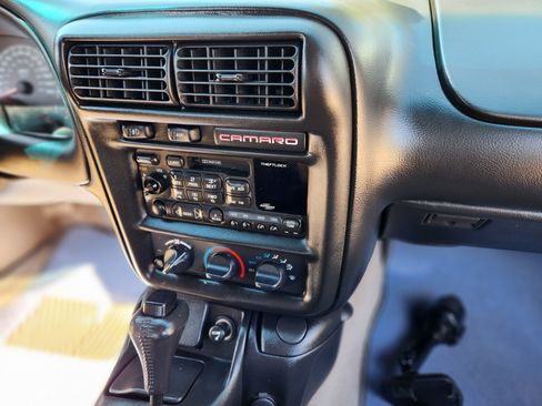 Used 2000 Chevrolet Camaro Z28 image 13