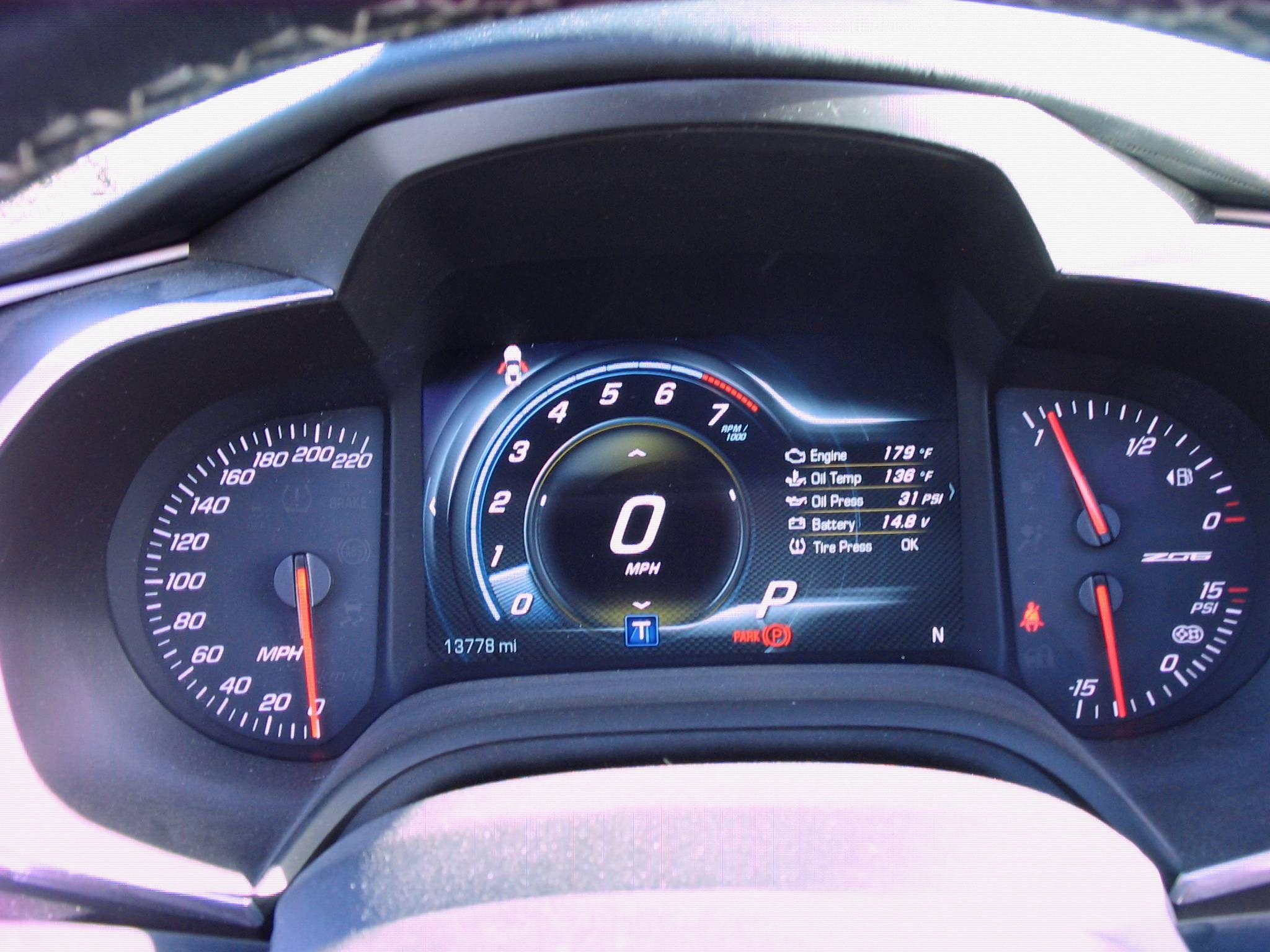 Used 2016 Chevrolet Corvette Z06 w/ 3LZ Preferred Equipment Group RWD image 19