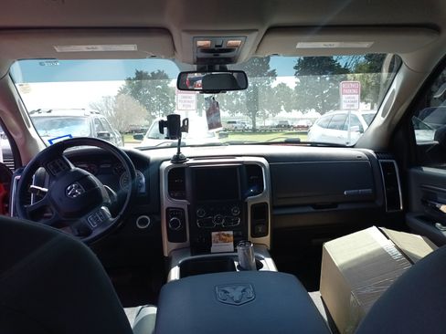 Used 2018 RAM 1500 Lone Star image 25