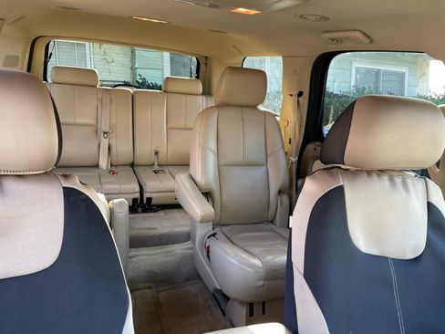 Used 2012 Chevrolet Tahoe LT w/ Luxury Package image 11