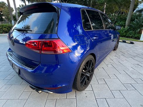 Used 2017 Volkswagen Golf Hatchback Sedan 4D image 6