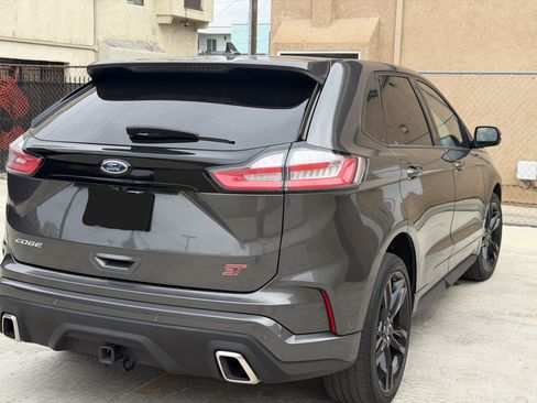 Used 2019 Ford Edge ST w/ Equipment Group 401A AWD/4WD image 8
