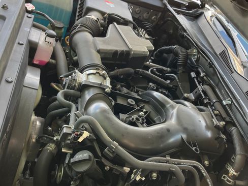 Used 2023 Toyota Tacoma SR5 w/ Technology Package image 10