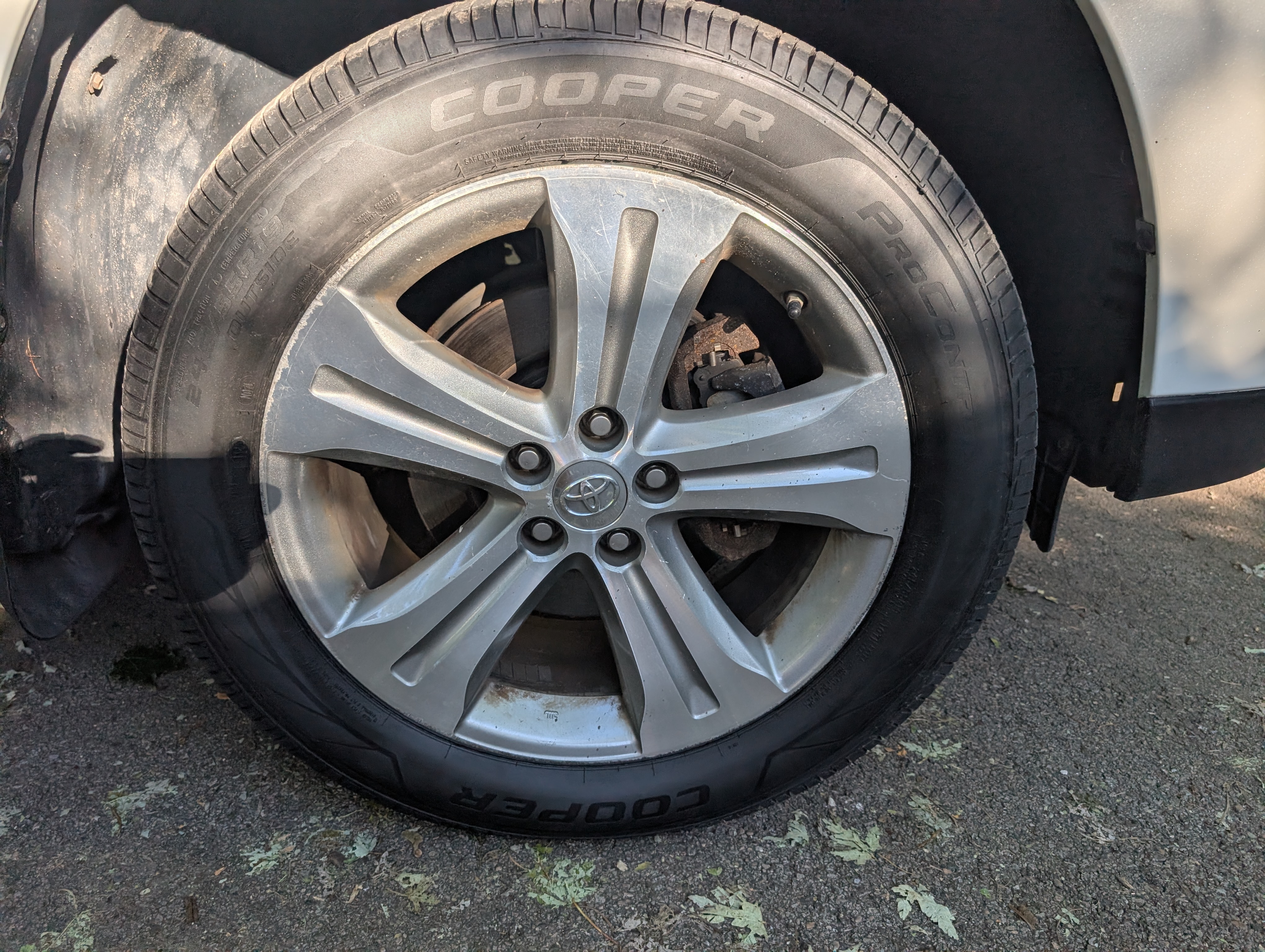 Used 2013 Toyota Highlander Limited AWD/4WD image 9