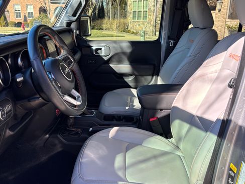 Used 2021 Jeep Gladiator Mojave image 10