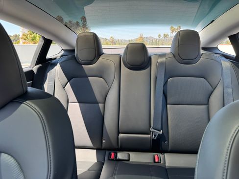 Used 2024 Tesla Model 3 Standard Range RWD image 8