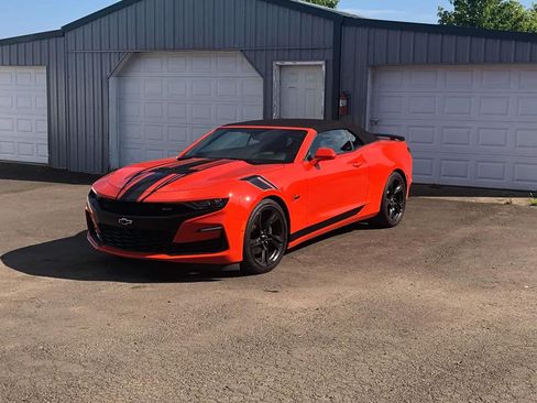 Used 2019 Chevrolet Camaro SS image 11