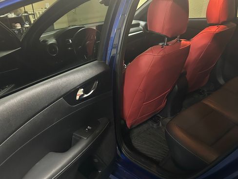 Used 2024 Kia Forte GT-Line image 6