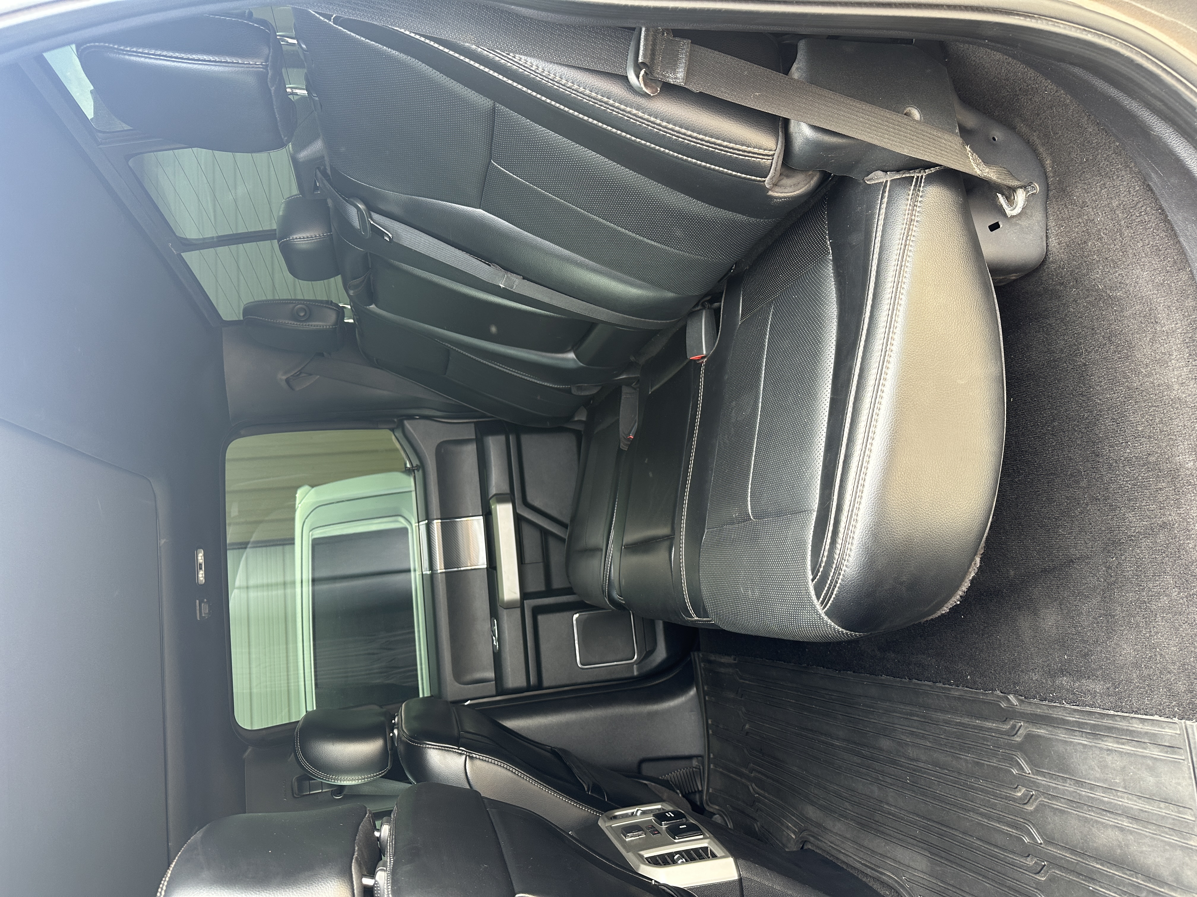 Used 2018 Ford F150 Lariat w/ Equipment Group 502A Luxury AWD/4WD image 13