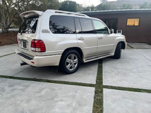 Used 2007 Lexus LX 470 470 Sport Utility 4D image 2