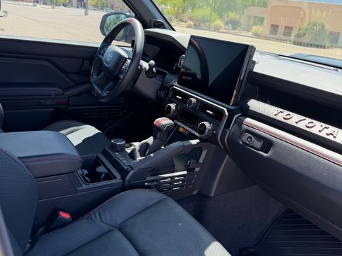 Used 2025 Toyota 4Runner TRD Pro AWD/4WD image 10
