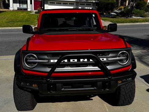 Used 2022 Ford Bronco Big Bend image 2