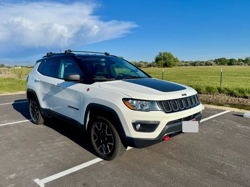 Used 2019 Jeep Compass Trailhawk AWD/4WD image 1