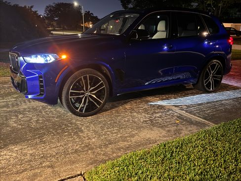 Used 2024 BMW X5 M60i AWD/4WD image 5