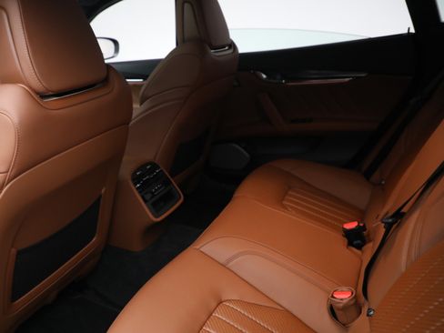 Used 2014 Maserati Quattroporte S Q4 image 5