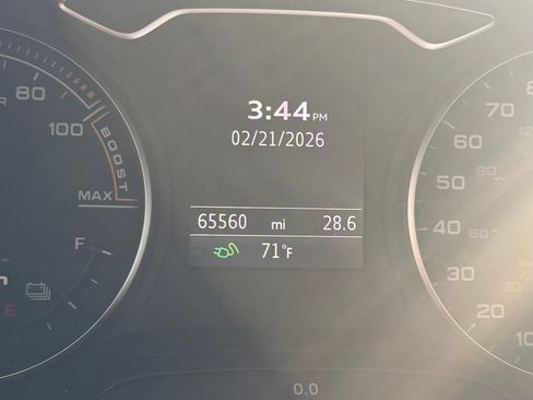 Used 2016 Audi A3 e-tron Premium w/ 17" Wheel Package image 2