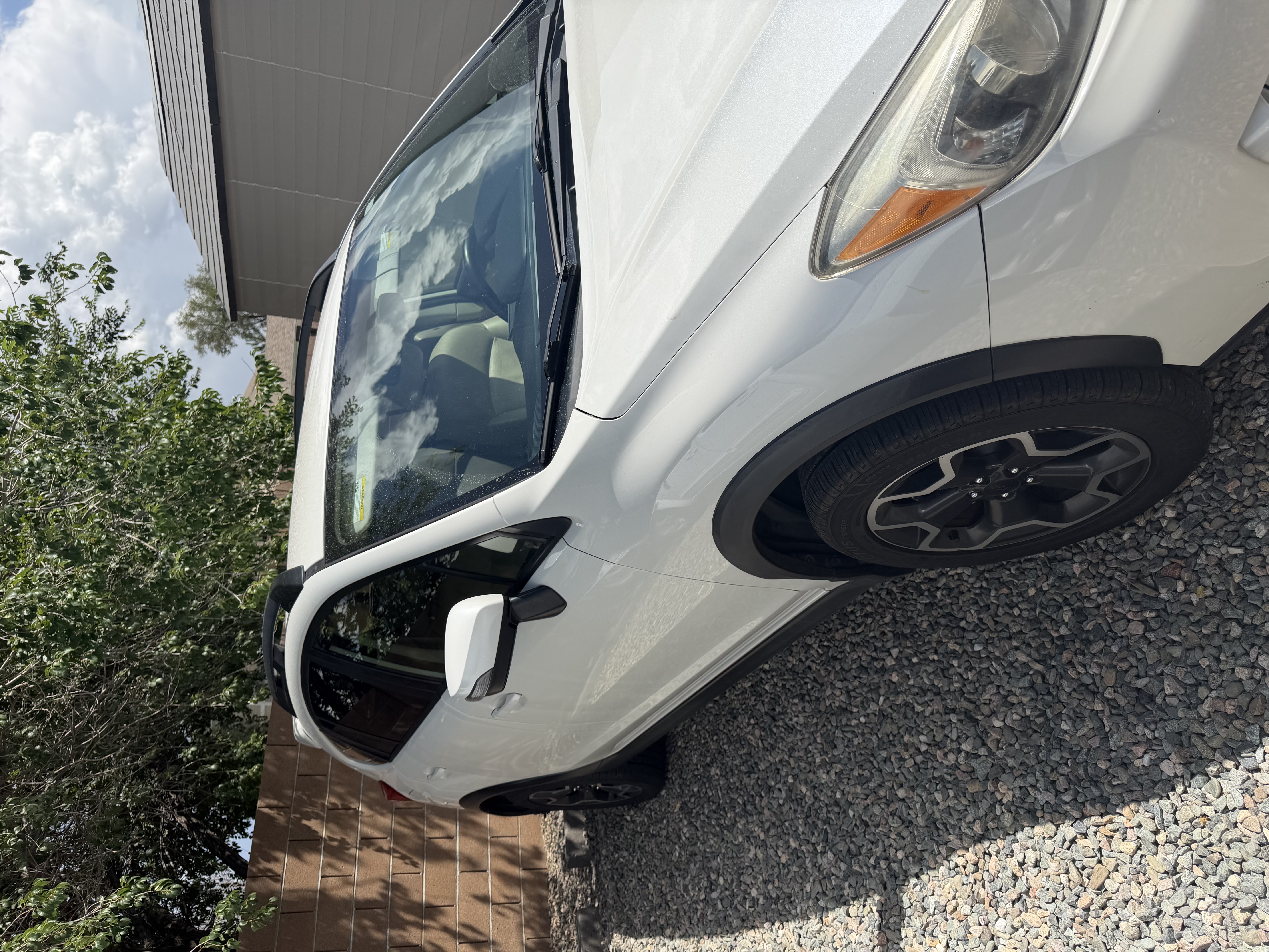 Used 2015 Subaru Crosstrek 2.0i Limited AWD/4WD image 4