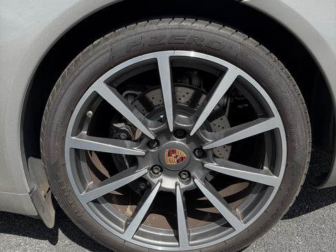 Used 2013 Porsche 911 GT3 RS image 25