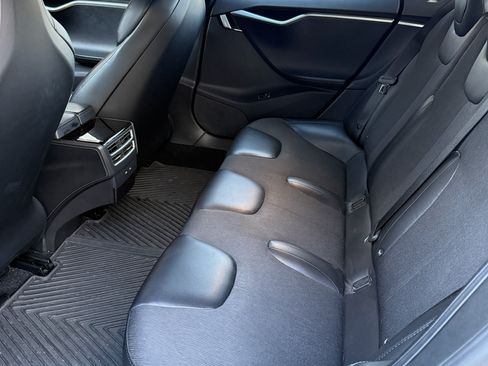 Used 2017 Tesla Model S 75D image 11