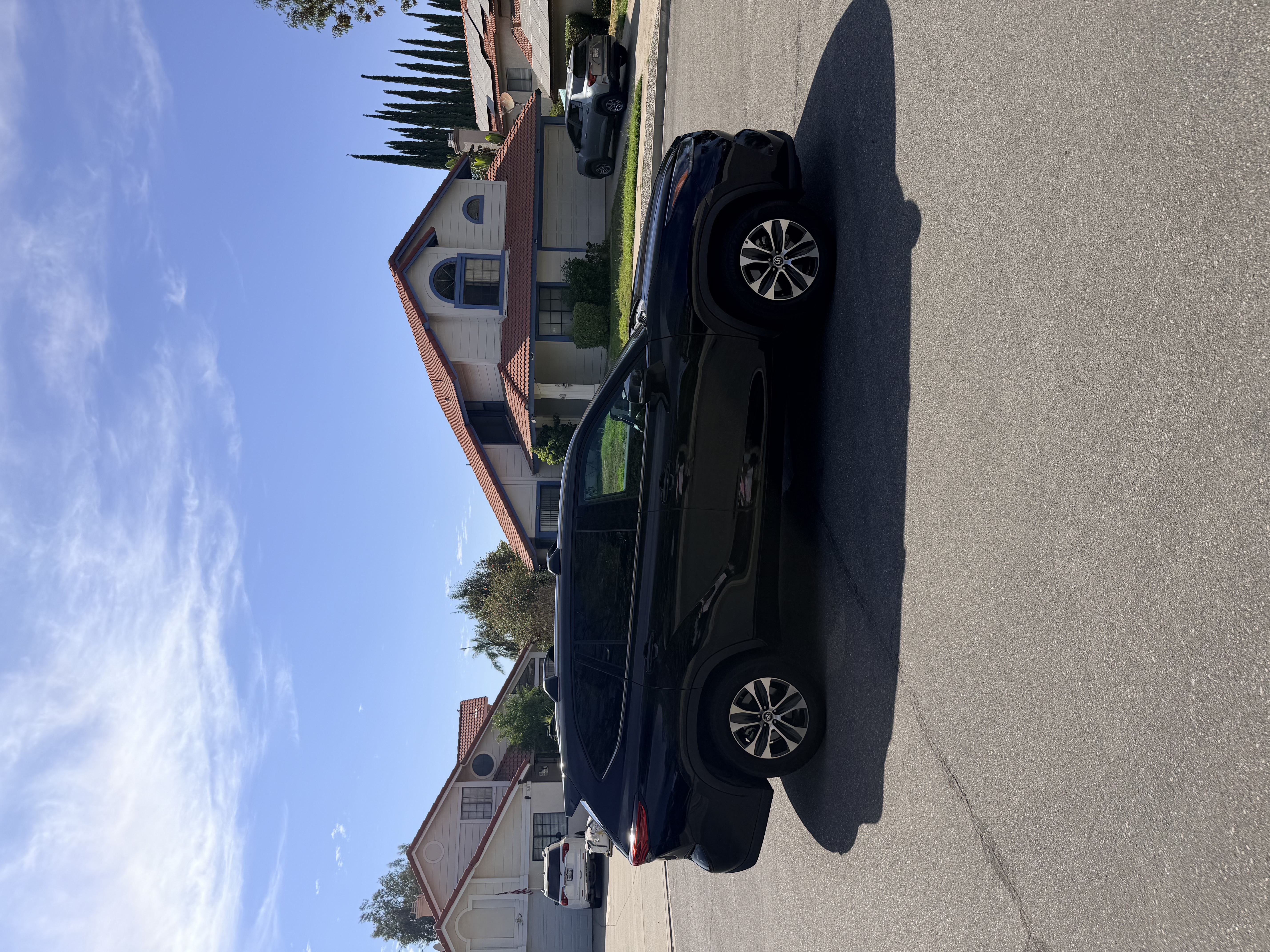 Used 2021 Toyota Highlander XLE FWD image 6