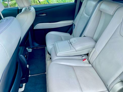Used 2013 Lexus RX 450h FWD image 19