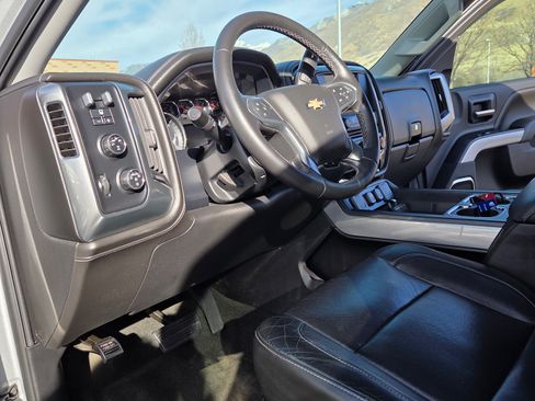 Used 2014 Chevrolet Silverado 1500 LTZ Z71 image 16