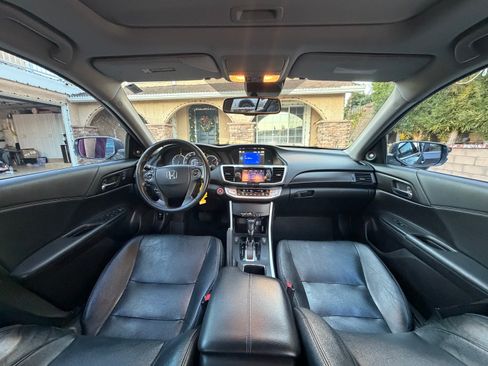 Used 2015 Honda Accord EX-L image 10