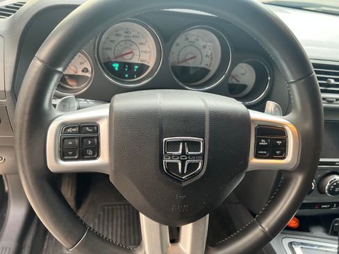 Used 2013 Dodge Challenger R/T RWD image 12