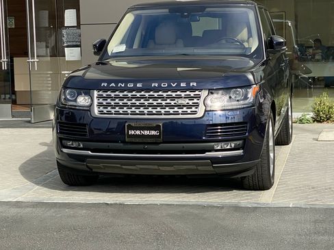 Used 2016 Land Rover Range Rover HSE image 6