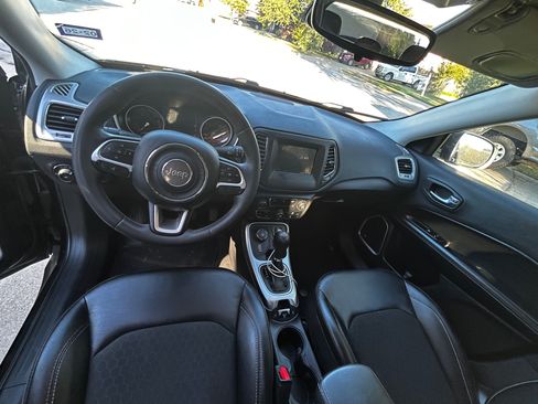 Used 2021 Jeep Compass Latitude w/ Sun and Sound Group image 8