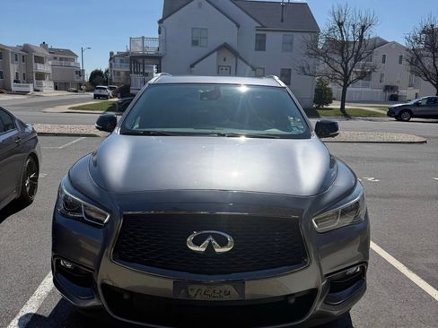 Used 2020 INFINITI QX60 Luxe w/ Edition 30 Essential Package AWD/4WD image 2