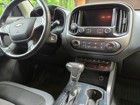 Used 2019 Chevrolet Colorado Z71 image 10