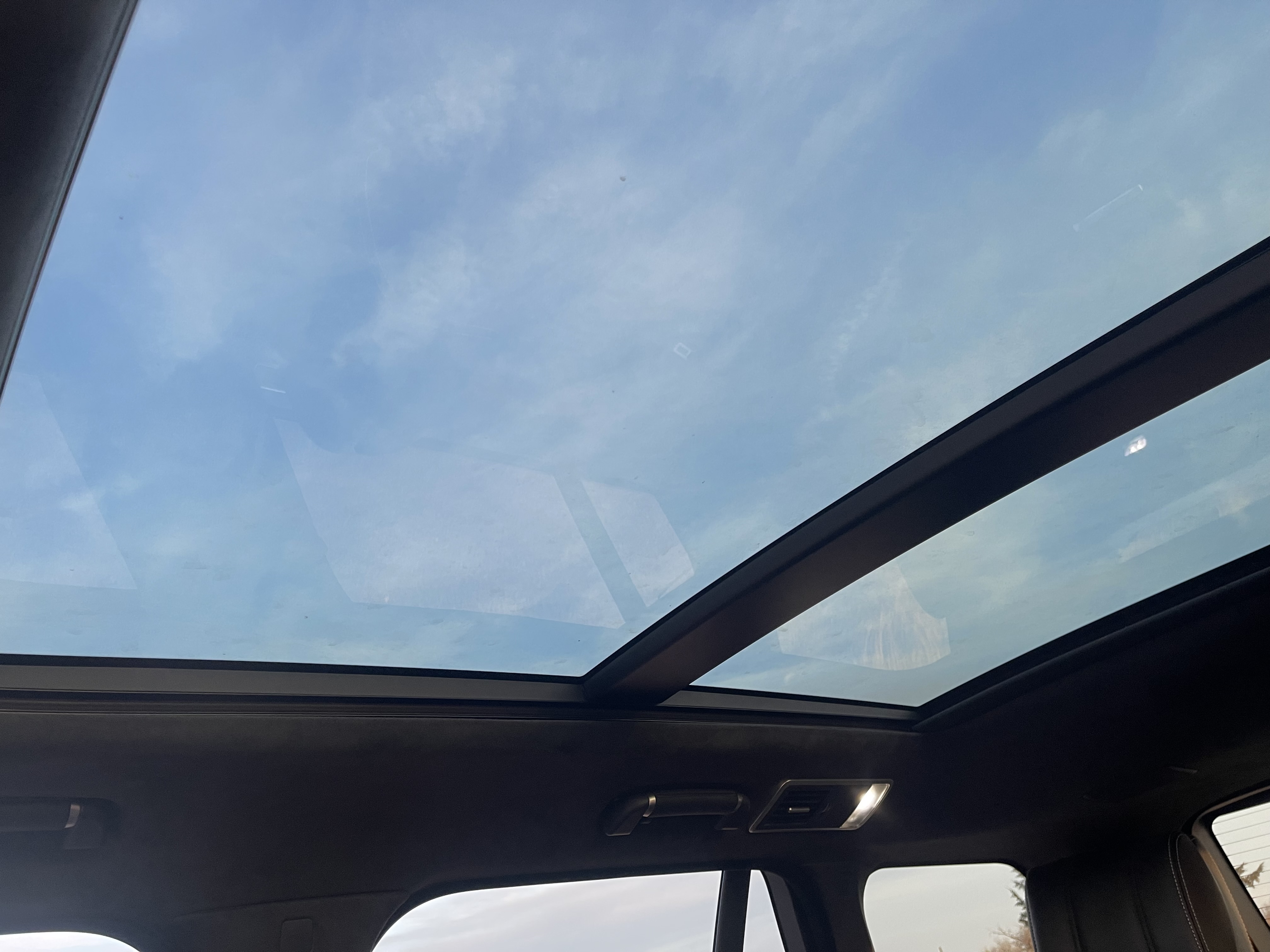 Used 2015 Land Rover Range Rover Autobiography AWD/4WD image 19
