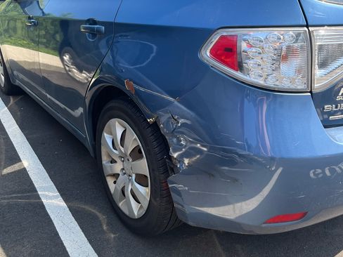 Used 2010 Subaru Impreza 2.5i image 11