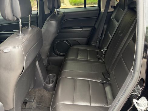 Used 2014 Jeep Patriot Sport w/ Power Value Group AWD/4WD image 8