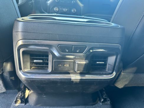 Used 2019 Chevrolet Silverado 1500 LTZ w/ LTZ Convenience Package image 13