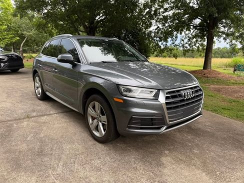 Used 2018 Audi Q5 2.0T Premium Plus w/ Premium Plus Package image 1