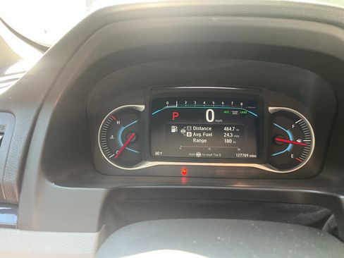 Used 2021 Honda Pilot Touring image 9