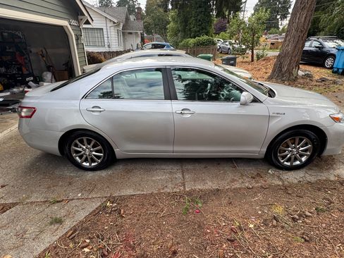 Used 2010 Toyota Camry Hybrid image 15