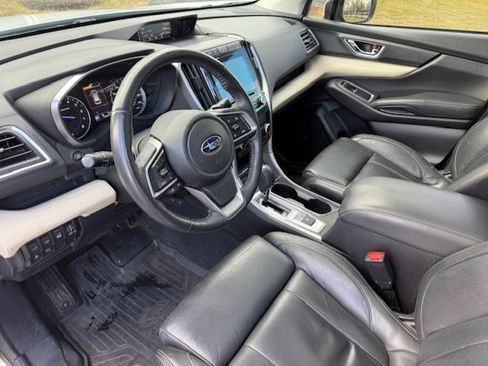 Used 2020 Subaru Ascent Limited w/ Technology Package image 8