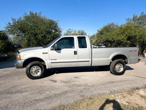 Used 1999 Ford F350 Long Bed image 5