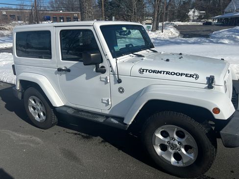 Used 2014 Jeep Wrangler Sahara w/ Dual Top Group image 8