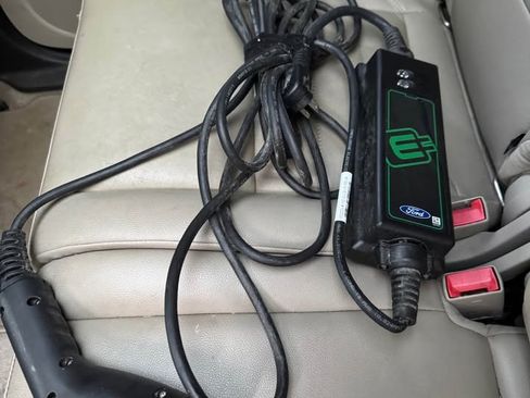 Used 2013 Ford C-MAX Energi SEL image 15