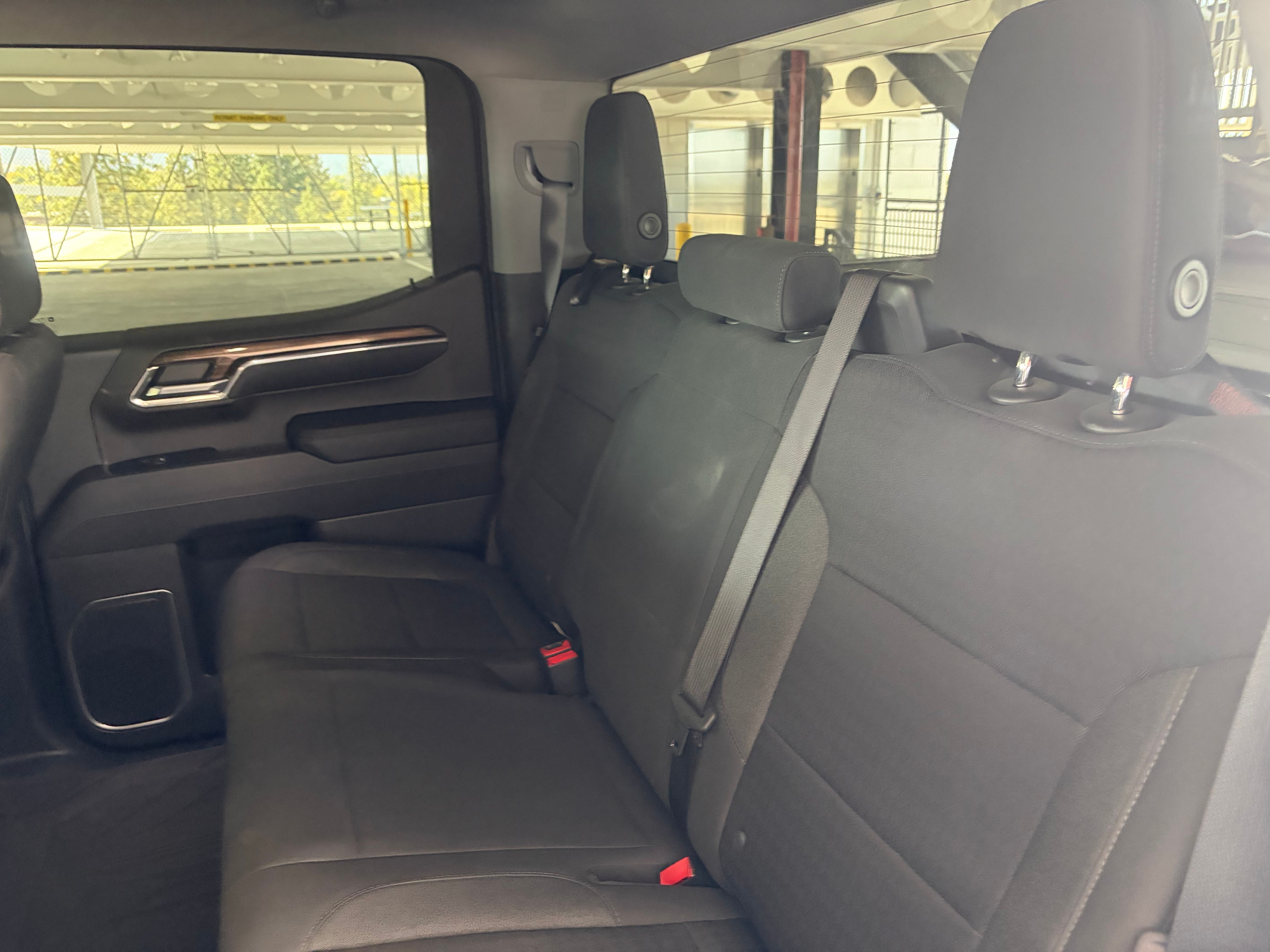 Used 2023 Chevrolet Silverado 1500 LT w/ Protection Package AWD/4WD image 18
