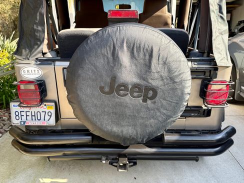 Used 2004 Jeep Wrangler X w/ Convenience Group AWD/4WD image 8
