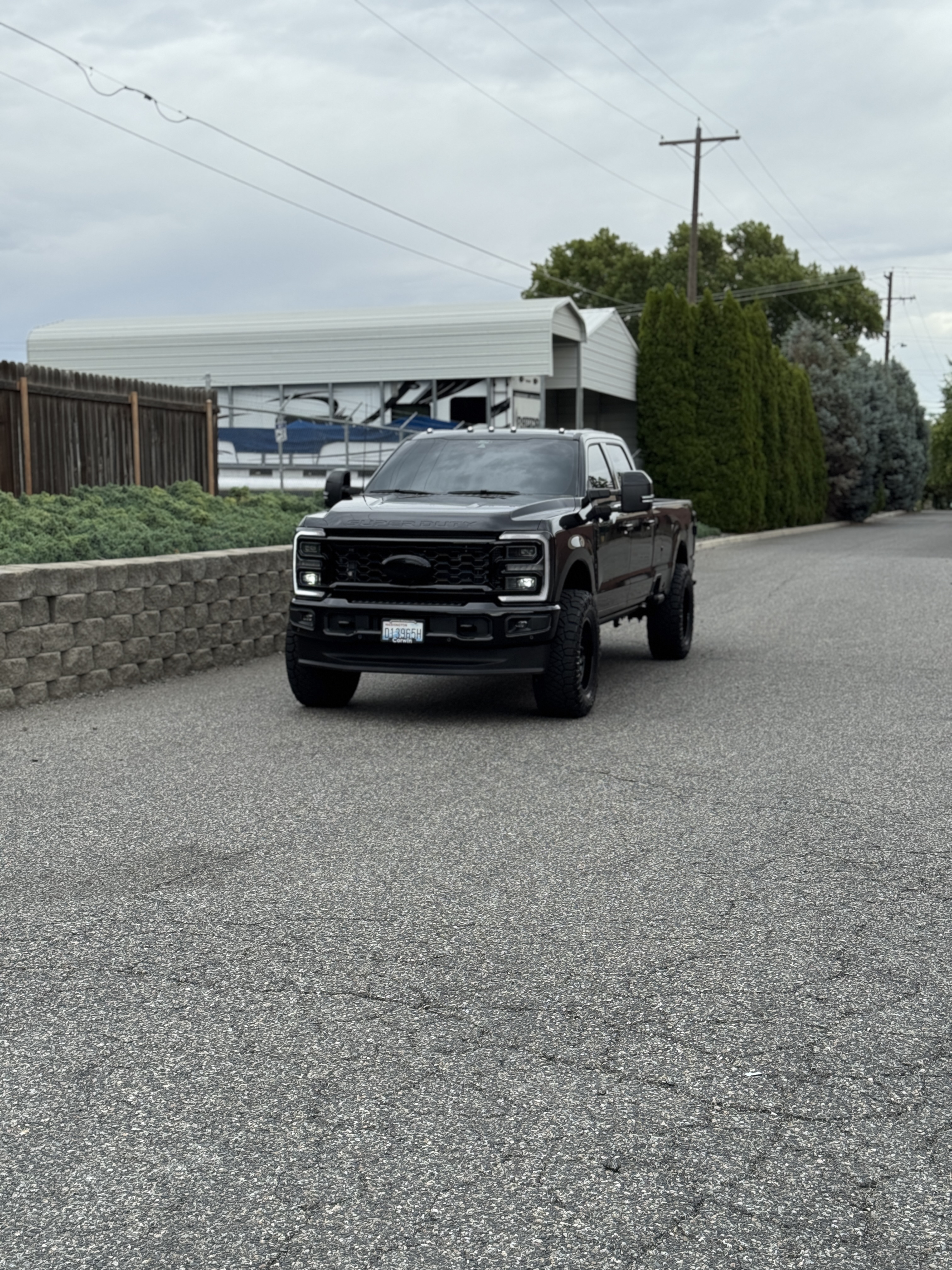 Used 2025 Ford F350 Platinum AWD/4WD image 10