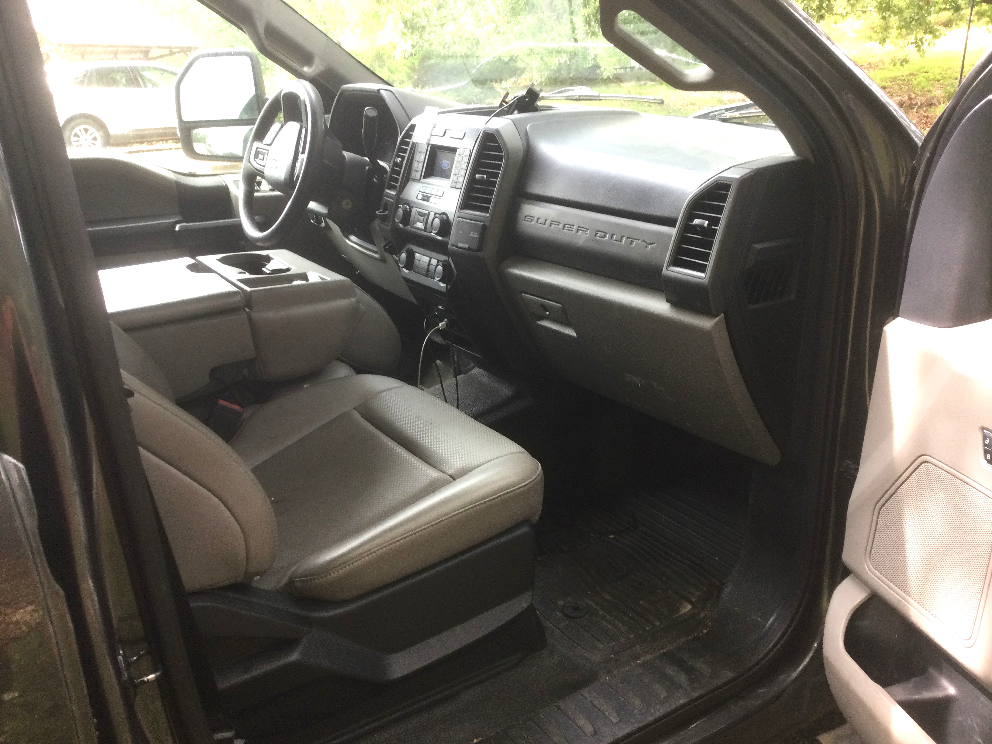 Used 2020 Ford F250 XL w/ Power Equipment Group RWD image 6
