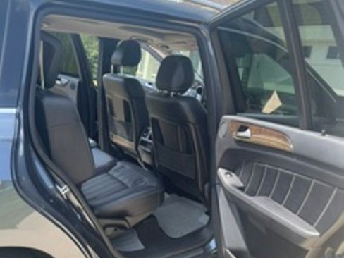 Used 2015 Mercedes-Benz GL 450 4MATIC image 15