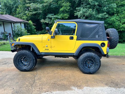 Used 2004 Jeep Wrangler X w/ Convenience Group image 5